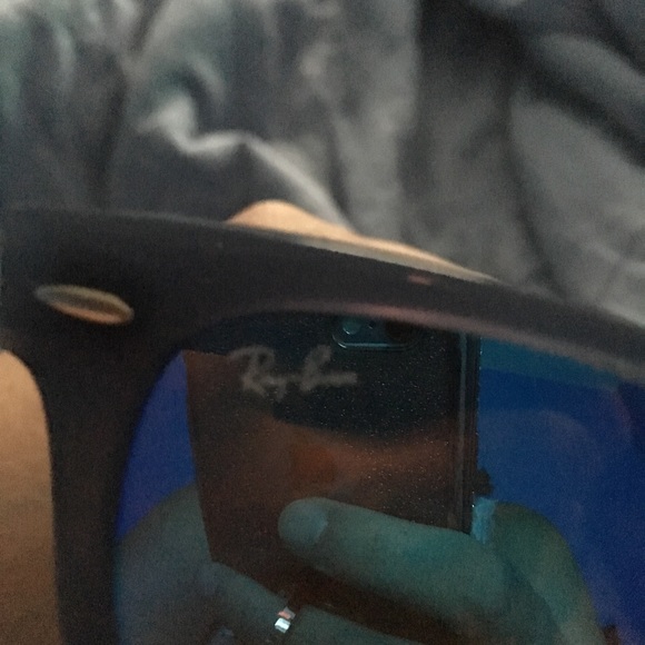 Ray-Bans Sunglasses Blue and Polarized
